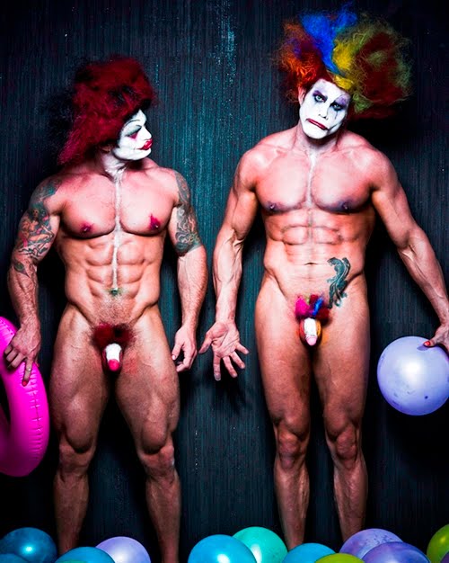 Clowns Nude photo 1