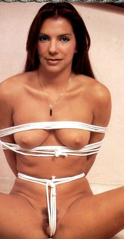 Sandra Bullock Sexy Naked photo 15