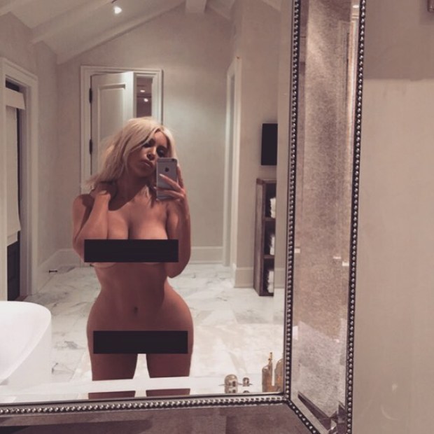 Kim Kardashian Mude photo 22