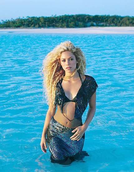 Sexy Shakira Nude photo 5