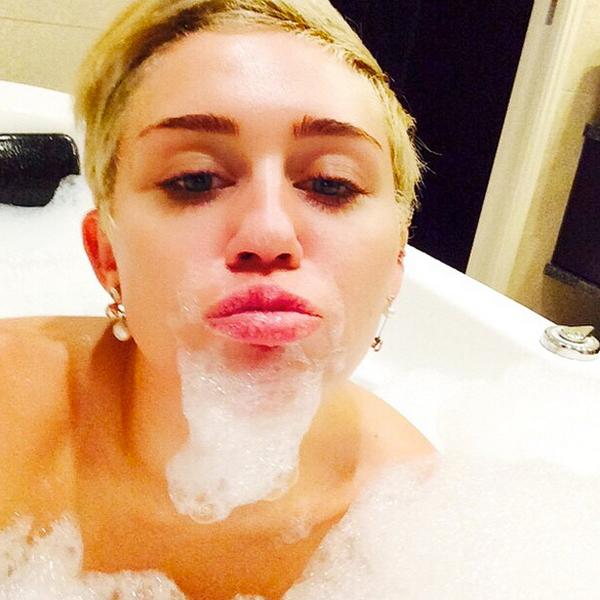 Miley Cyrus Shower Pics photo 24