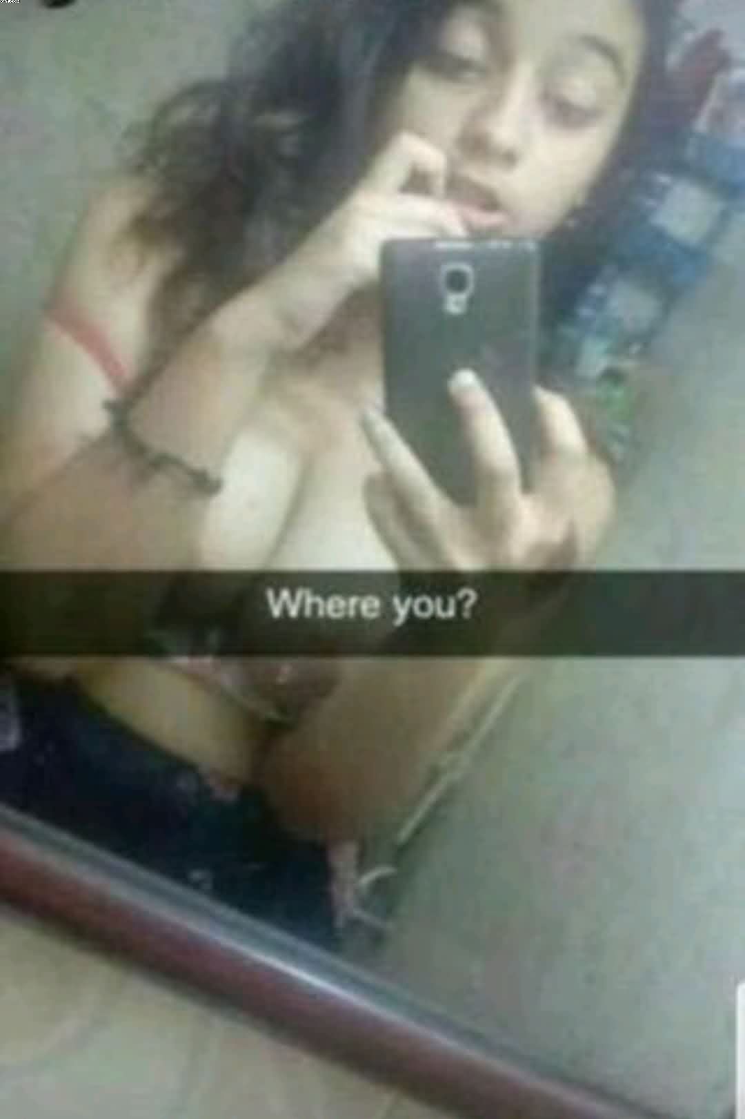 Girlfriend Nude Snapchat photo 19