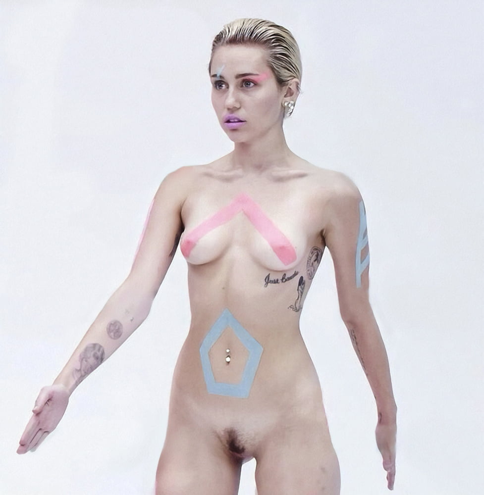 Miley Cyrus Nude Outtakes photo 1