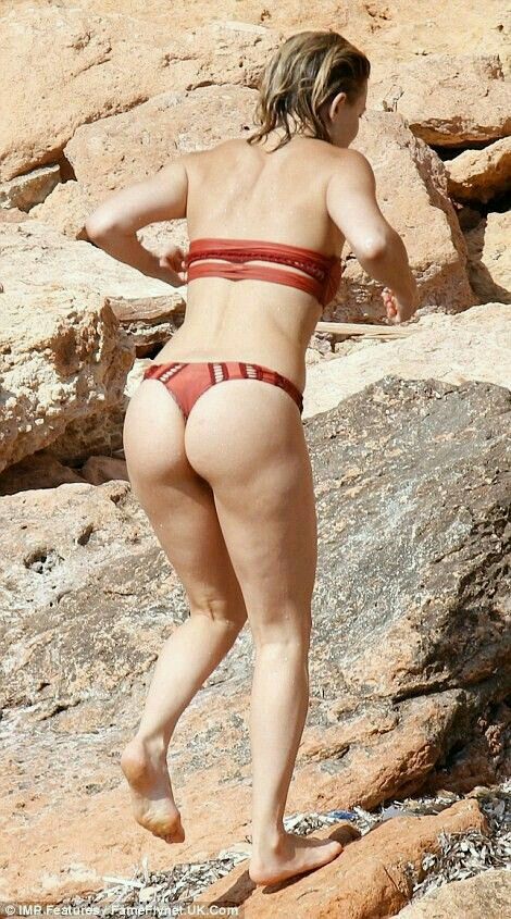 Kate Hudsons Butt photo 2