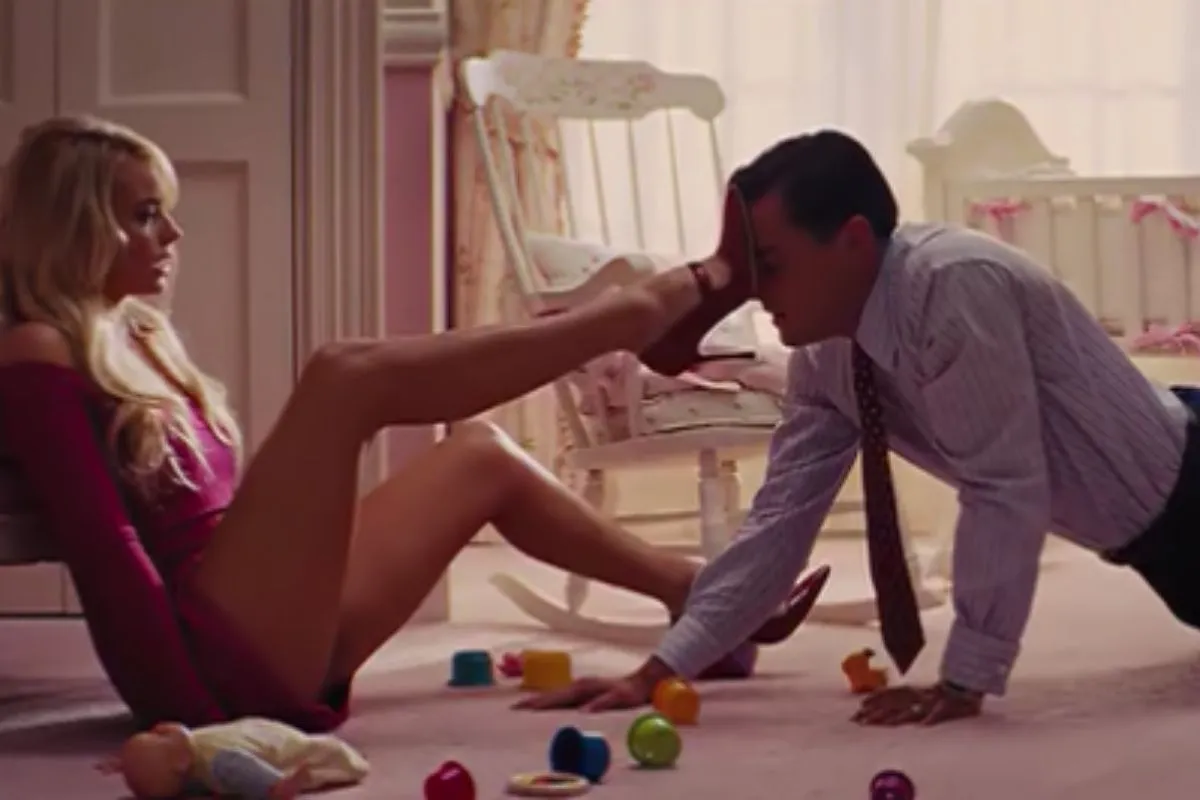 The Wolf Of Wall Street Naked Scene photo 8