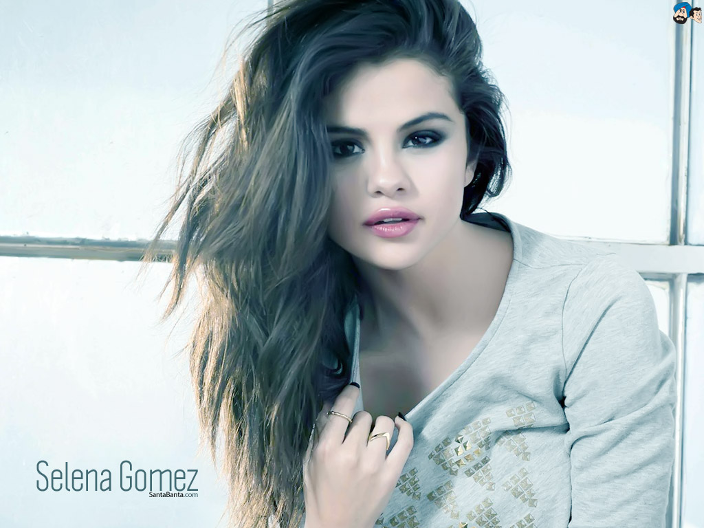 Hot Selena Gomez Wallpapers photo 26