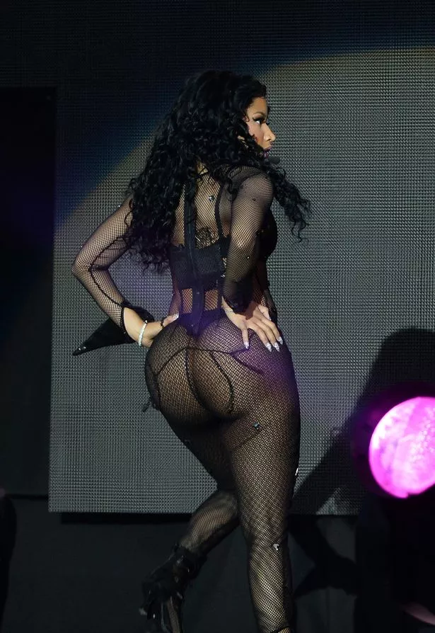 Nicki Minaj 2016 Ass photo 7