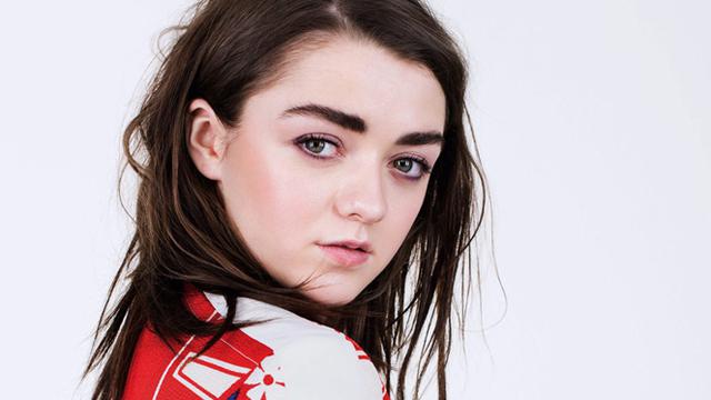 Maisie Williams Topless Game Of Thrones photo 11