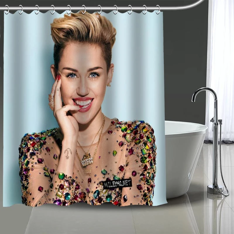 Miley Cyrus Shower Pics photo 29