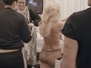 Lady Gaga Naked In Movie photo 10
