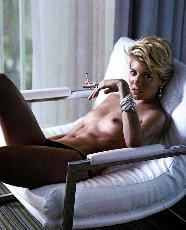 Sienna Miller Naked Pictures photo 20