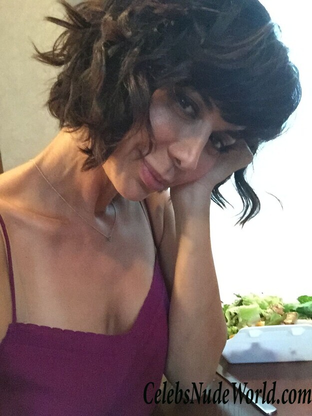 Catherine Bell Leaked photo 29