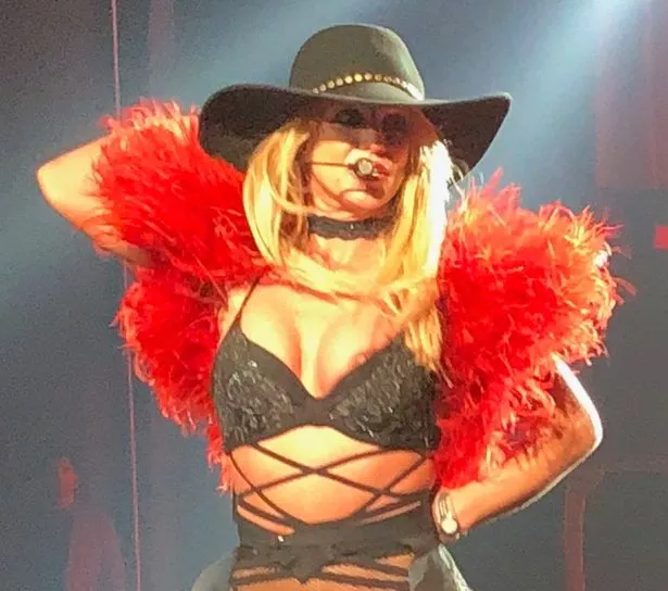 Britney Nipple Slip photo 29