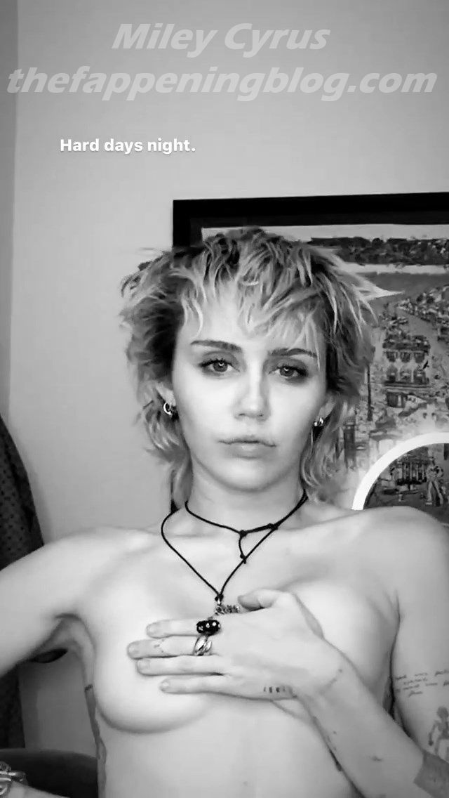 Miley Nude Instagram photo 12
