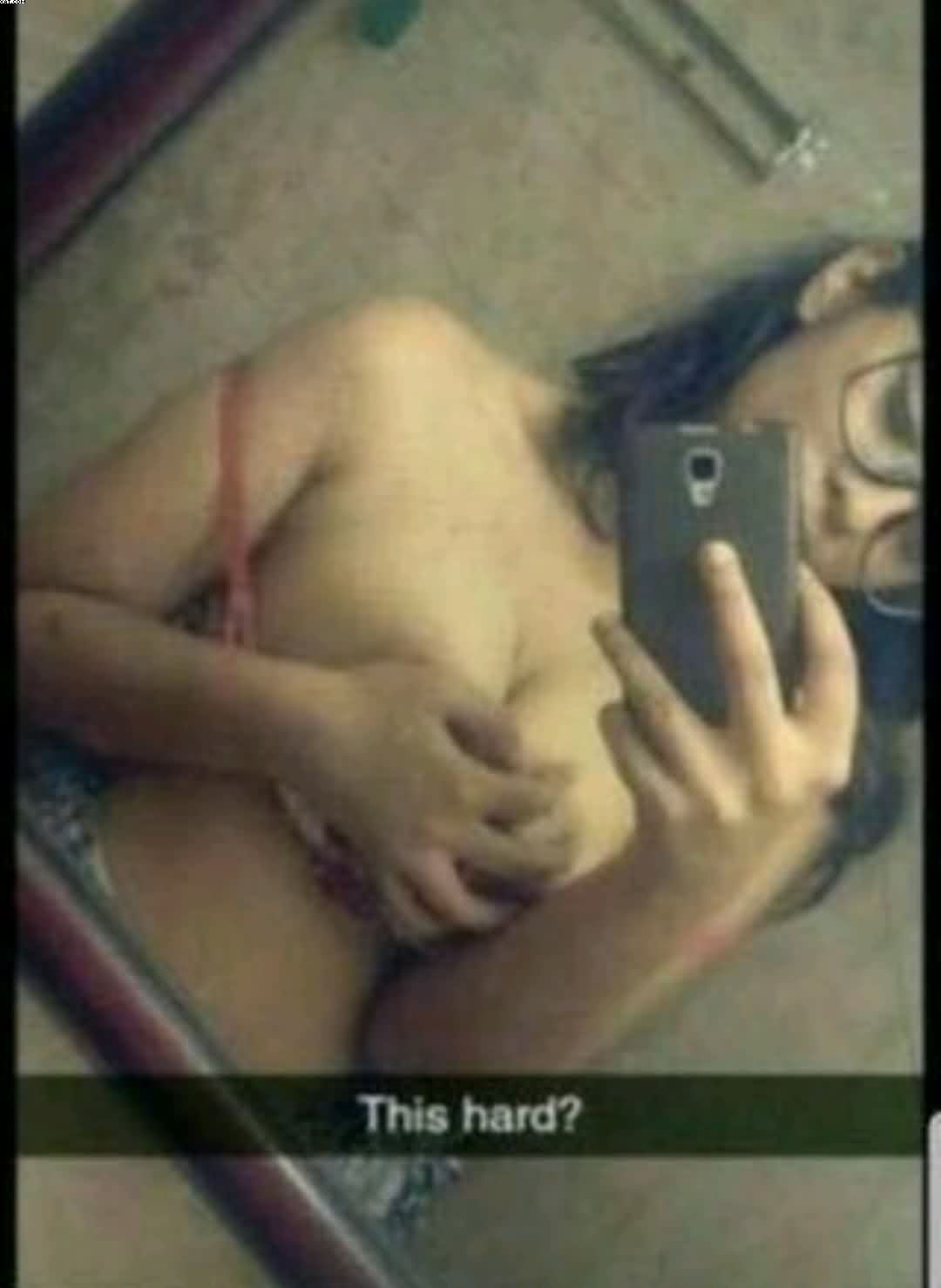 Girlfriend Nude Snapchat photo 1