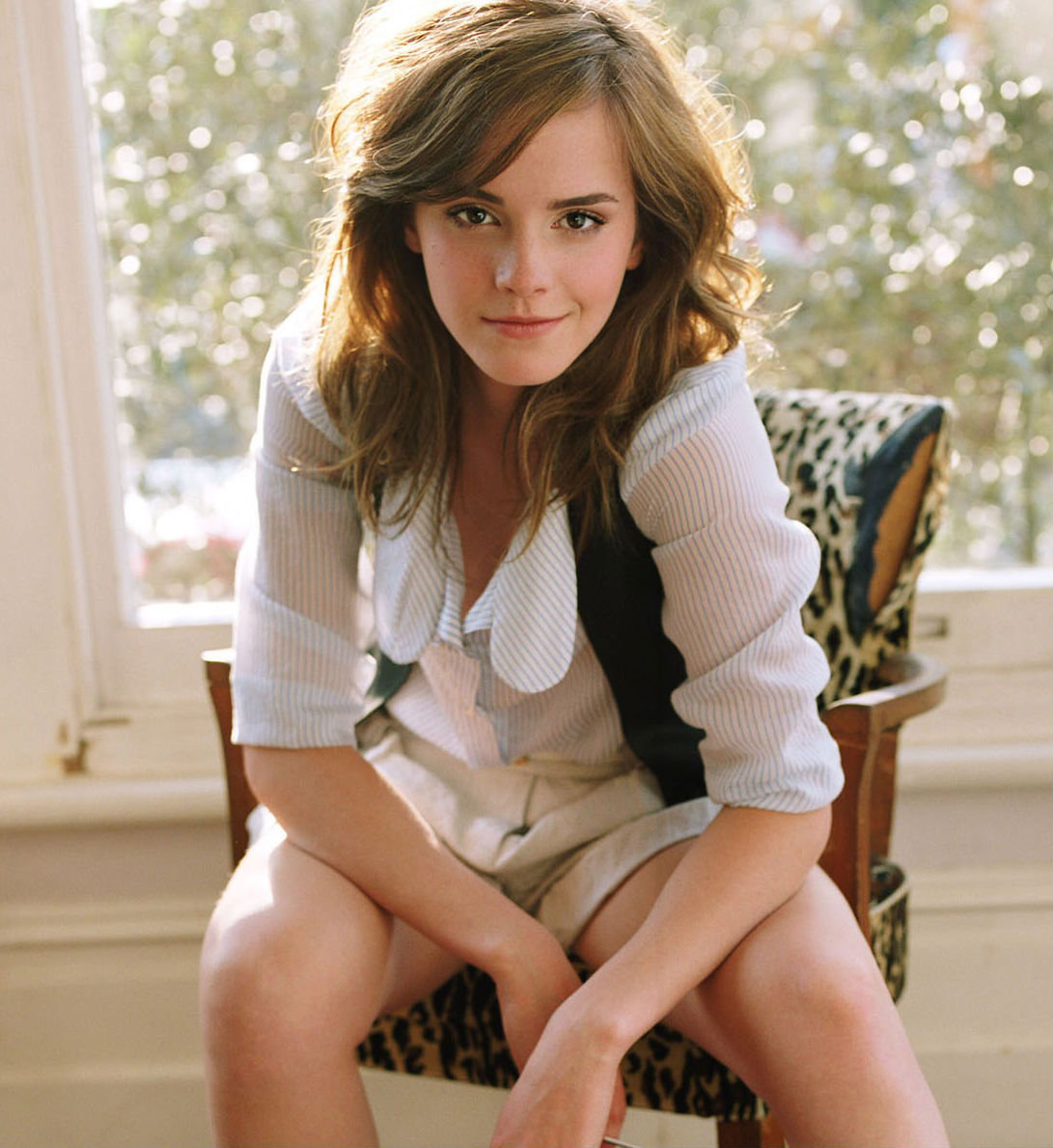 Celebrity Nude Emma Watson photo 27