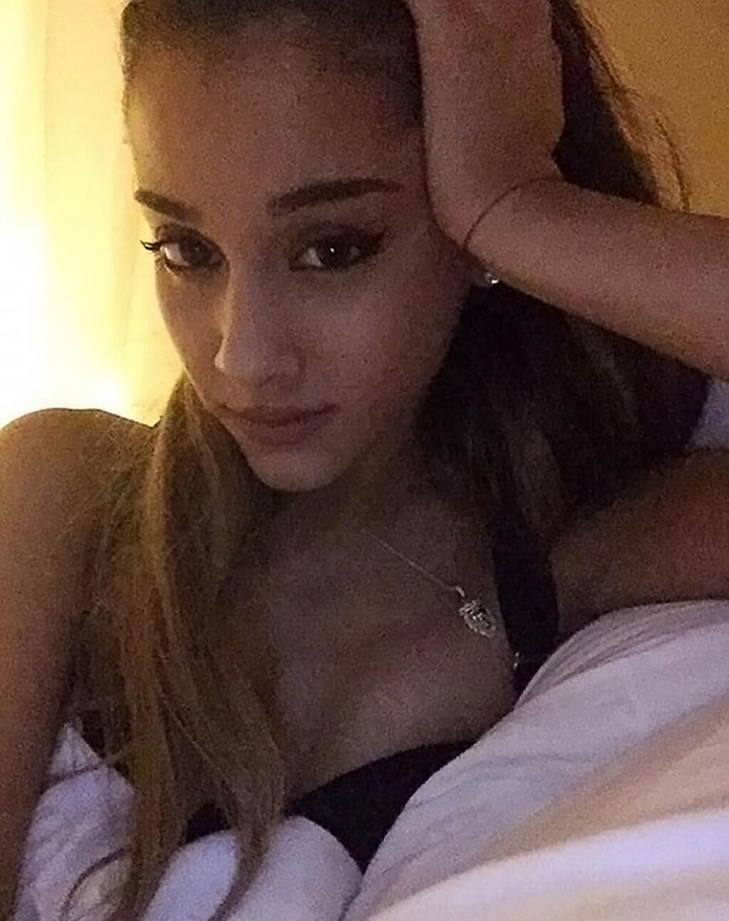 Ariana Grande Leaked Nude Pictures photo 21