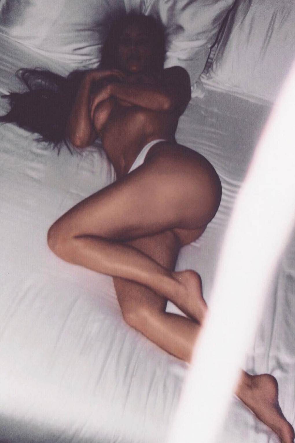 Kim Kardashian Latest Naked Pic photo 29