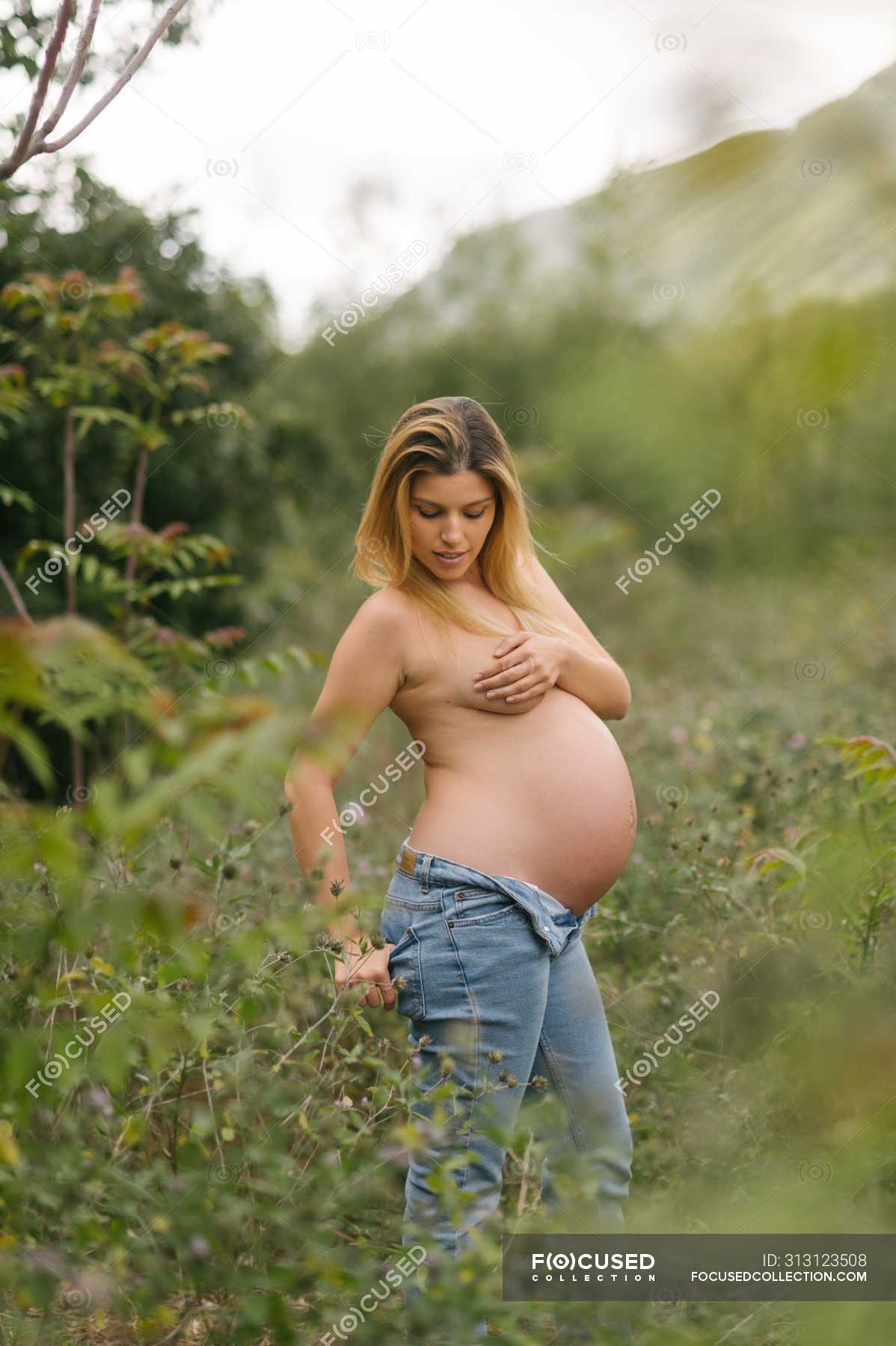 Topless And Pregnant photo 7