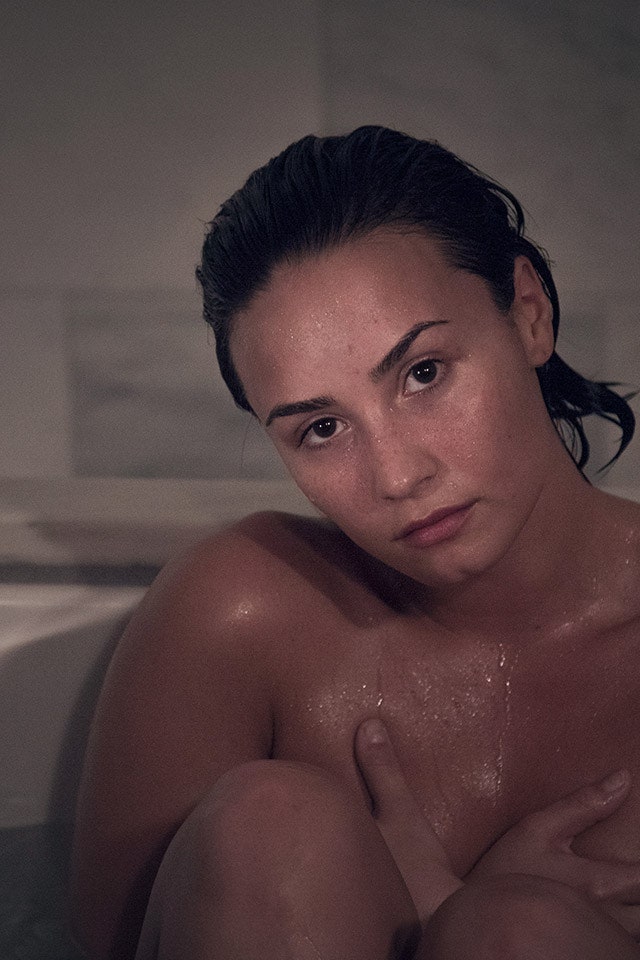 Leaked Demi Lovato Nudes photo 5