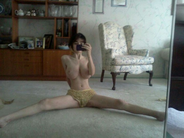 Abigail Shapiro Naked photo 1