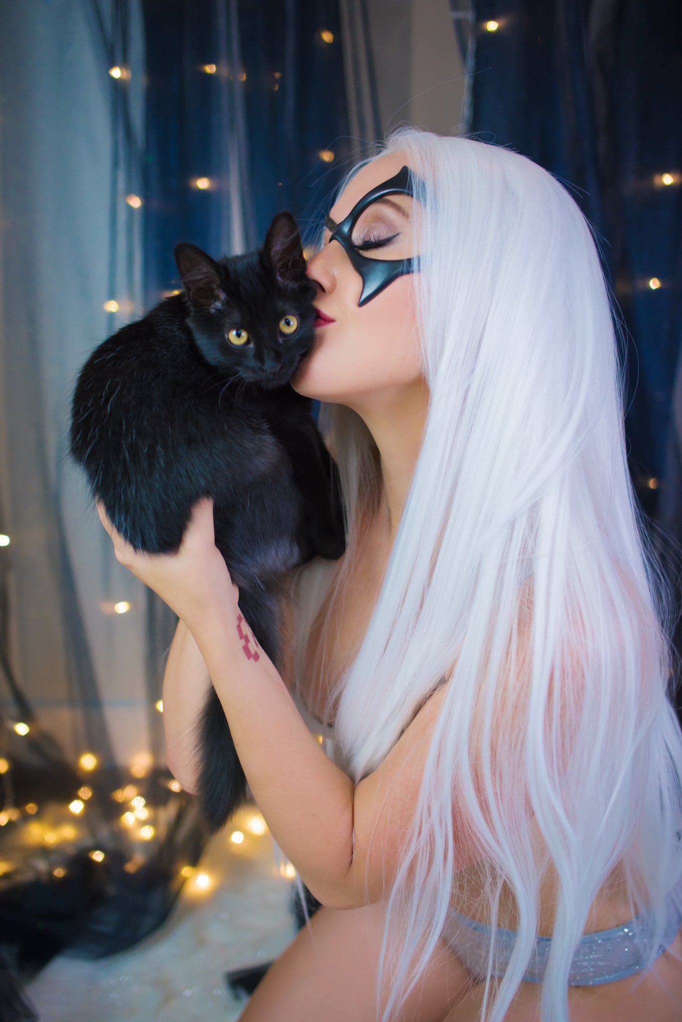 Meg Turney Black Cat photo 21