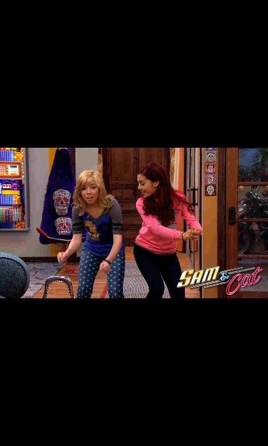 Sam And Cat Booty photo 14