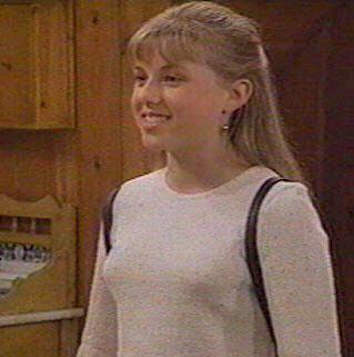 Stephanie Tanner Topless photo 10