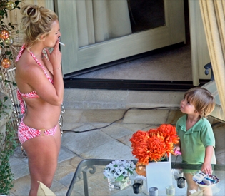 Britney Spears Bum photo 10
