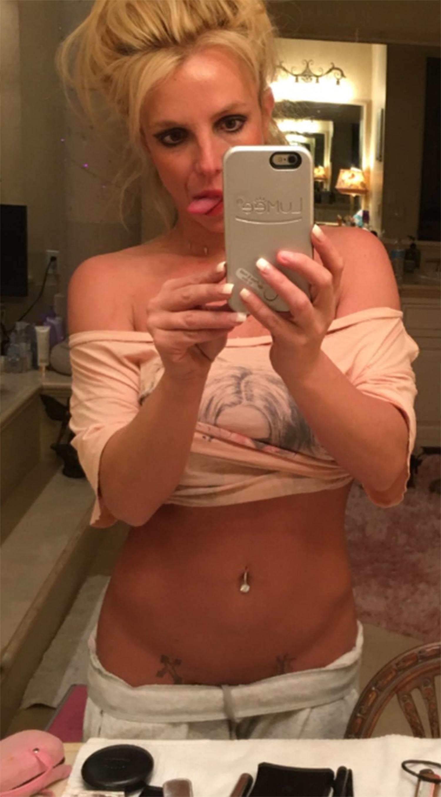 Britney Spears Tit photo 20