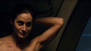 Carrie Anne Moss Naked Pics photo 12