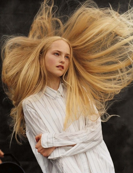 Jean Campbell Model photo 3