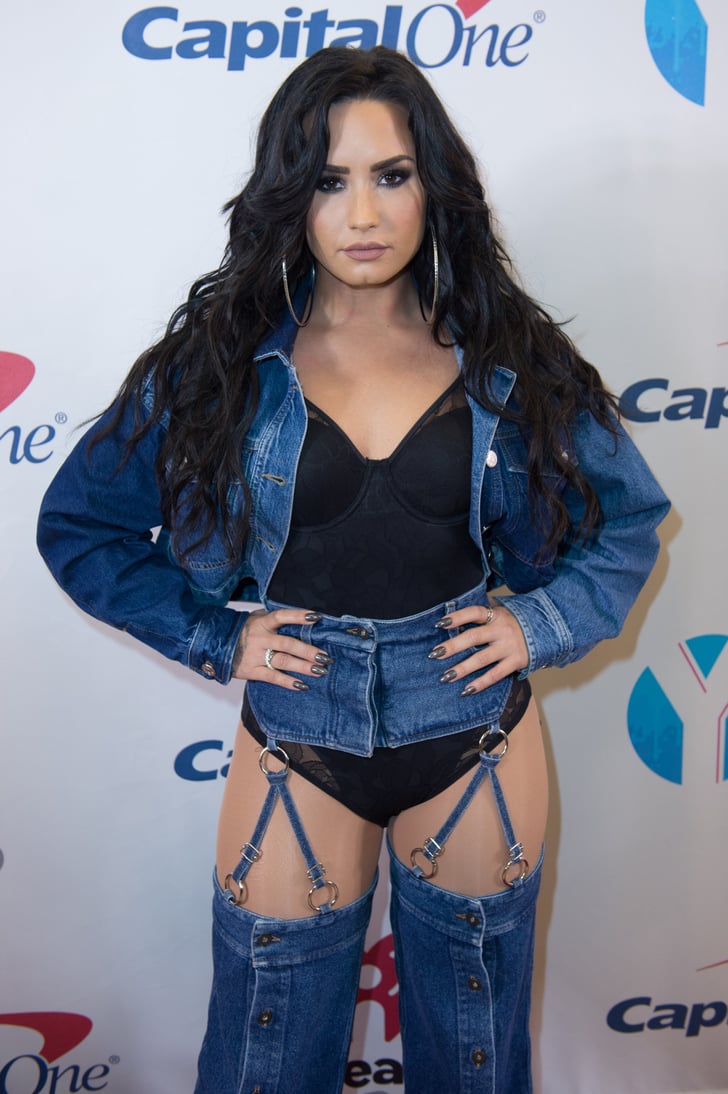 Demi Lovato Hot Photos photo 10