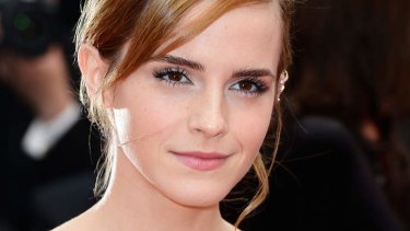 Celebrity Nude Emma Watson photo 2