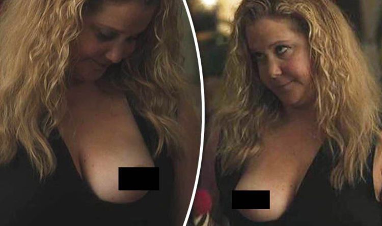 Amy Schumer Tits Out photo 14