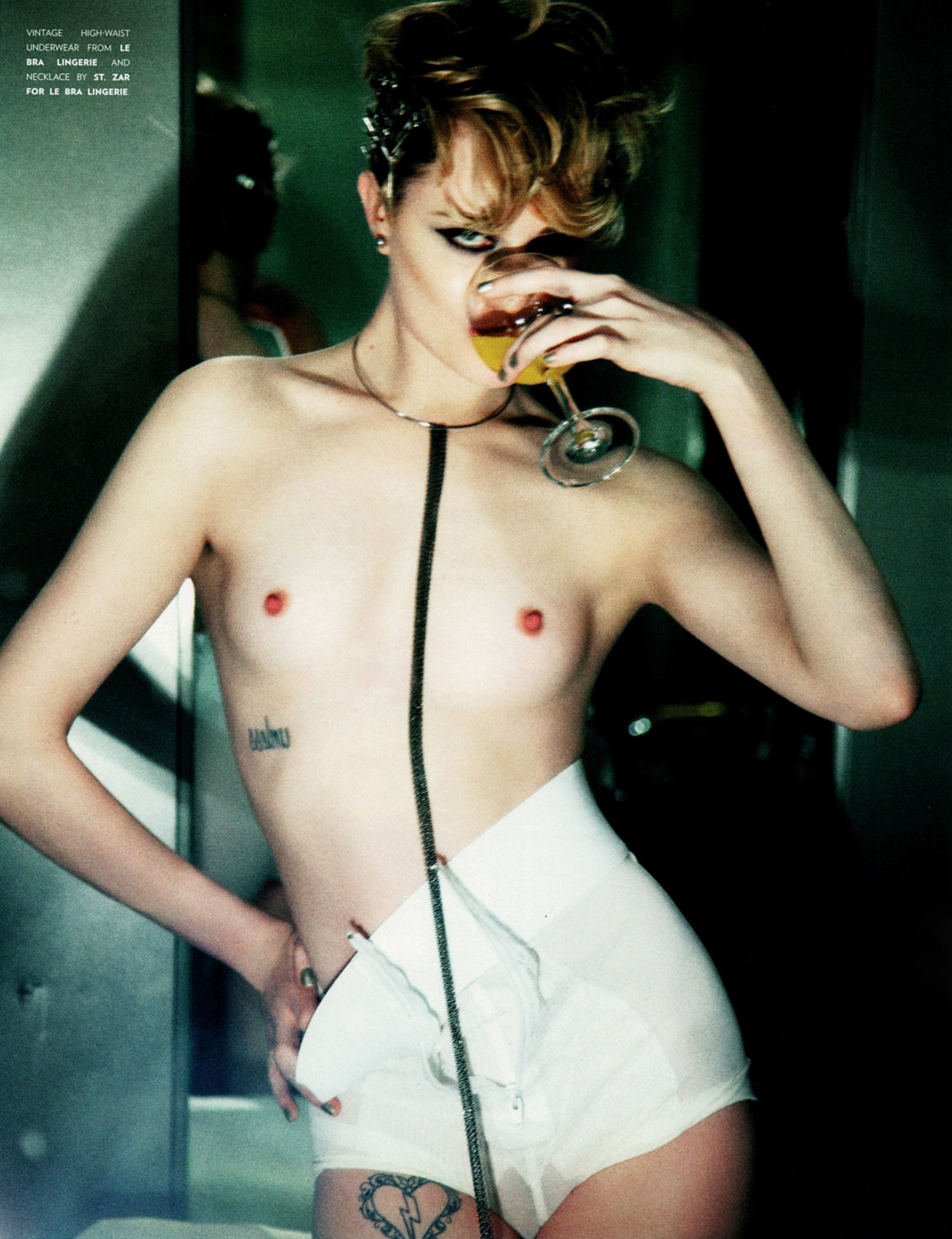 Evan Rachel Wood Naked Pictures photo 2
