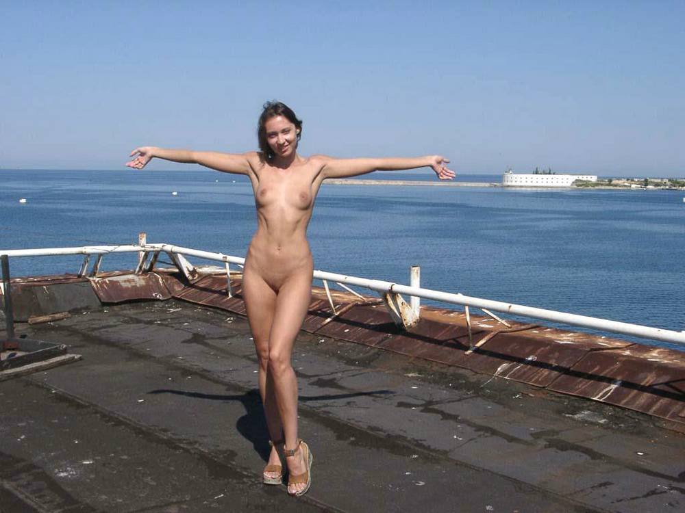 Happy In The Nude photo 2