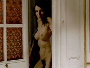 Juliette Binoche Topless photo 27