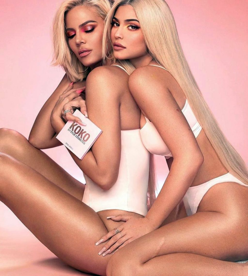 Kardashian And Jenner Naked photo 19