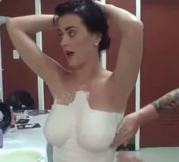 Katy Perrys Breasts photo 3