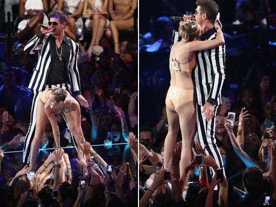 Miley Cyrus Twerking Nude photo 13