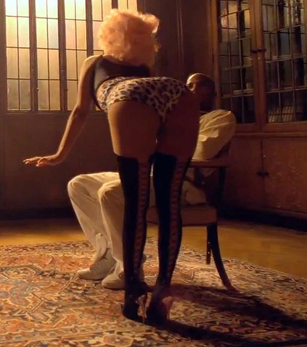 Nicki Minaj Sexy Video photo 23