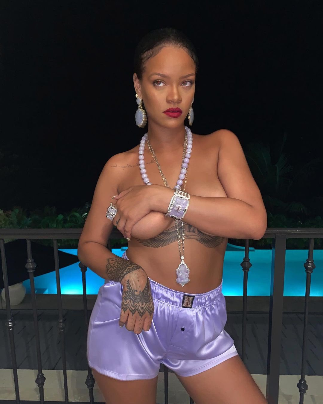 Rihanna Bottomless Photoshoot photo 21